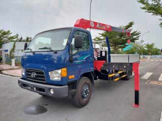 Xe tải cẩu Hyundai 110XL 5 tấn gắn cẩu unic 374