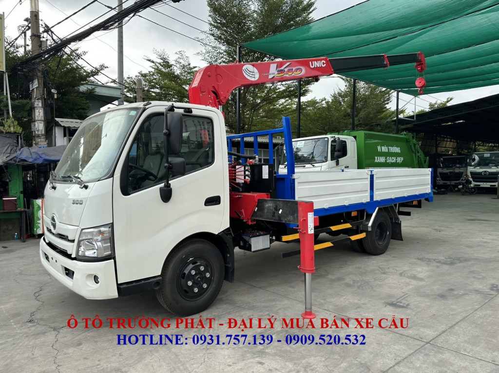 Xe cẩu Hino 2.5 tấn mới