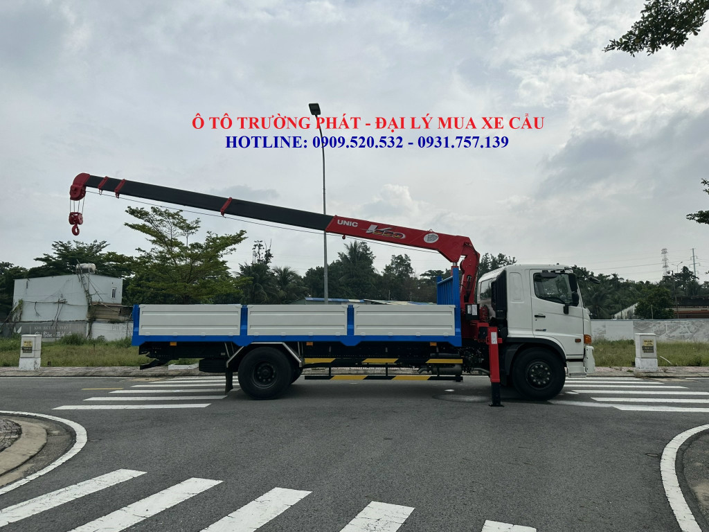 Xe Cẩu Hino 8 Tấn Mới 