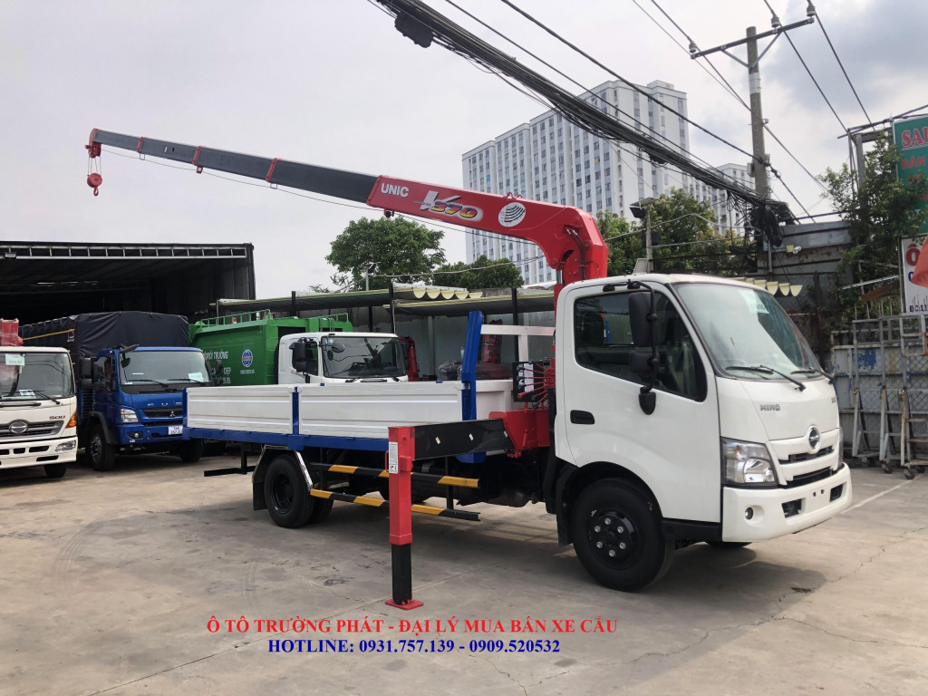 Xe cẩu Hino 2.5 tấn mới