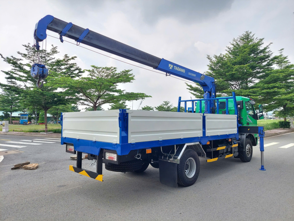 Xe cẩu Fuso 5 tấn cũ