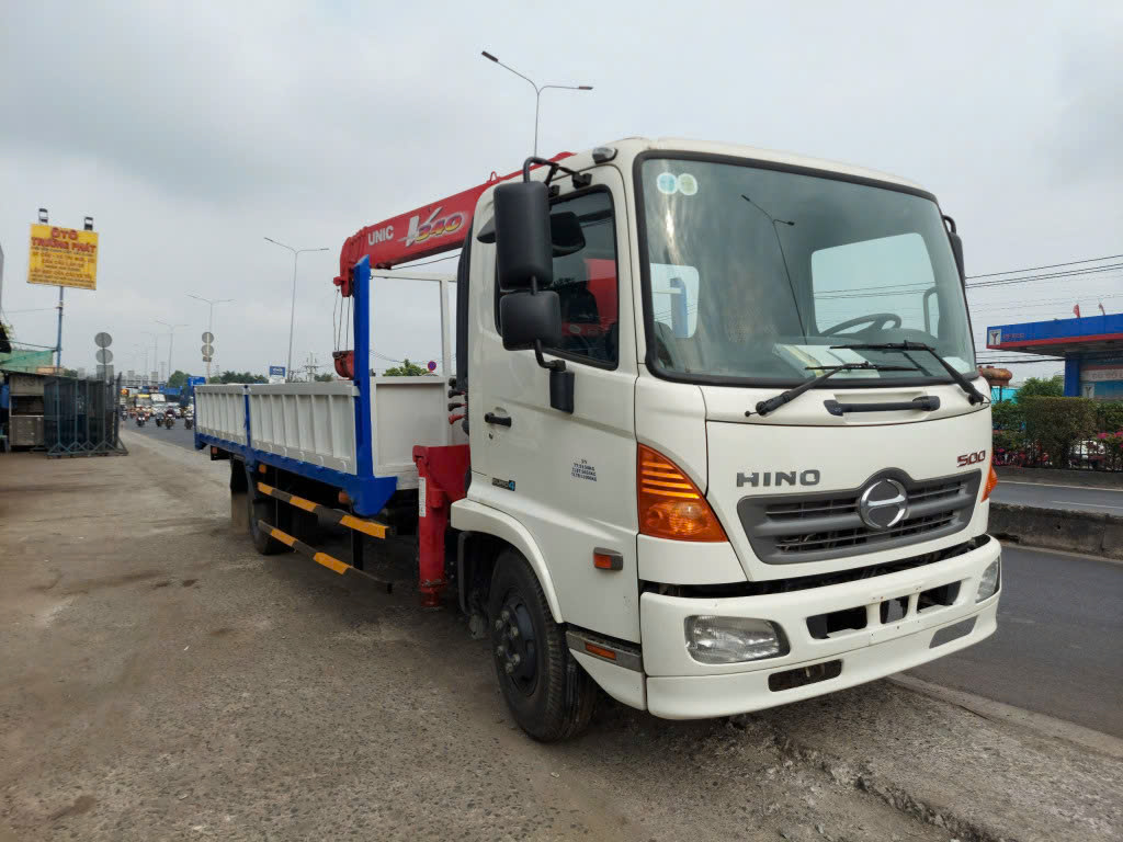 Xe cẩu Hino FC 5 Tấn Cũ Thùng Dài 6 Mét