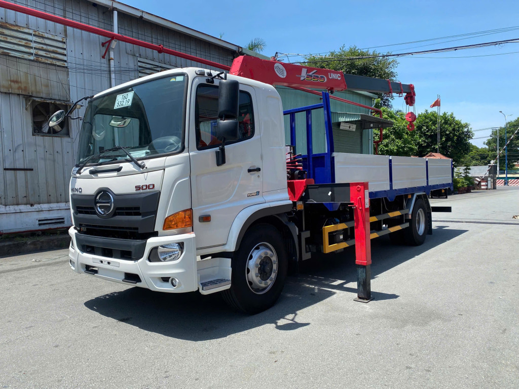 Xe Cẩu 8 Tấn Hino FG