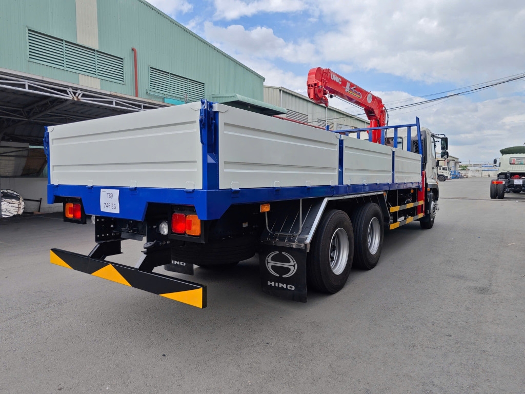 Xe Cẩu Hino FLJT 15 tấn 