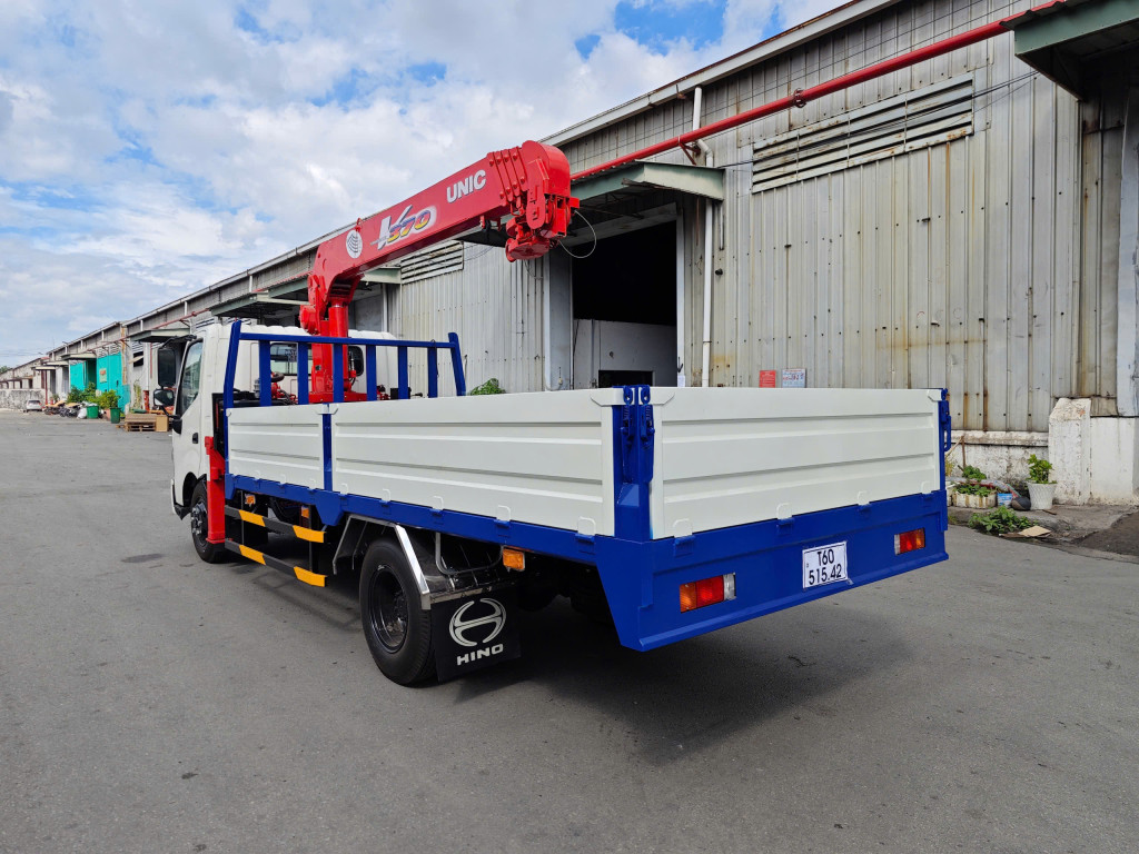 Xe cẩu Hino XZU720 Euro5 2.5 Tấn 