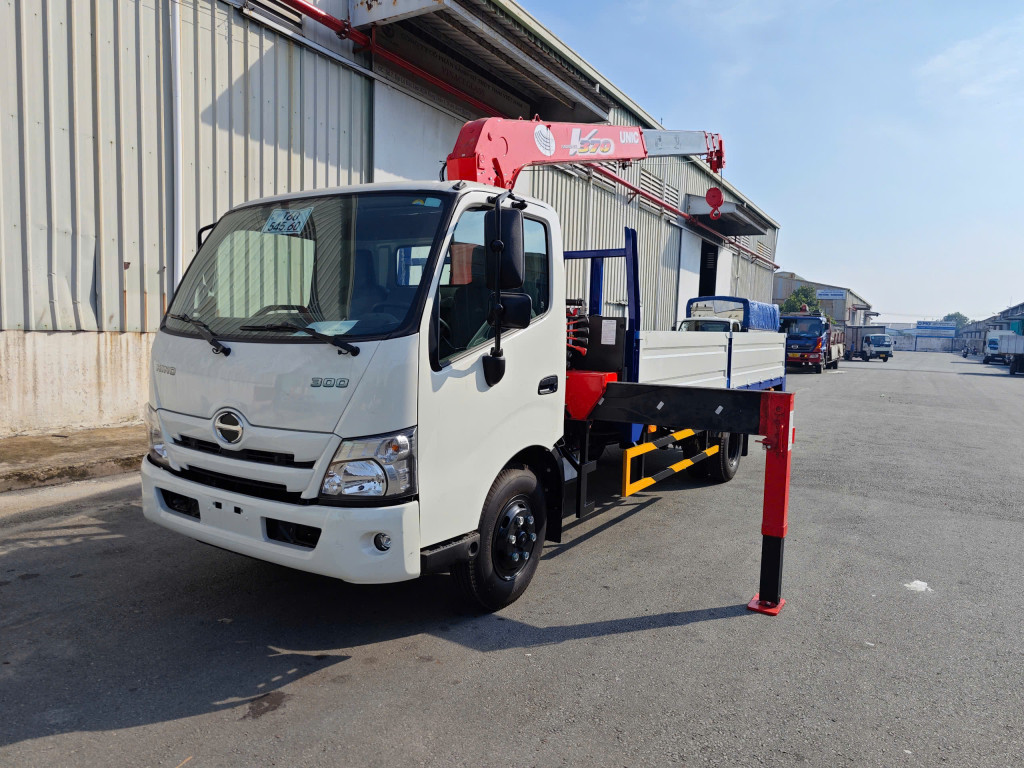 Xe cẩu Hino XZU730 Euro5 3.5 tấn 