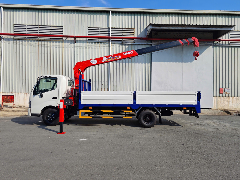 Xe cẩu Hino XZU730 Euro5 3.5 tấn 