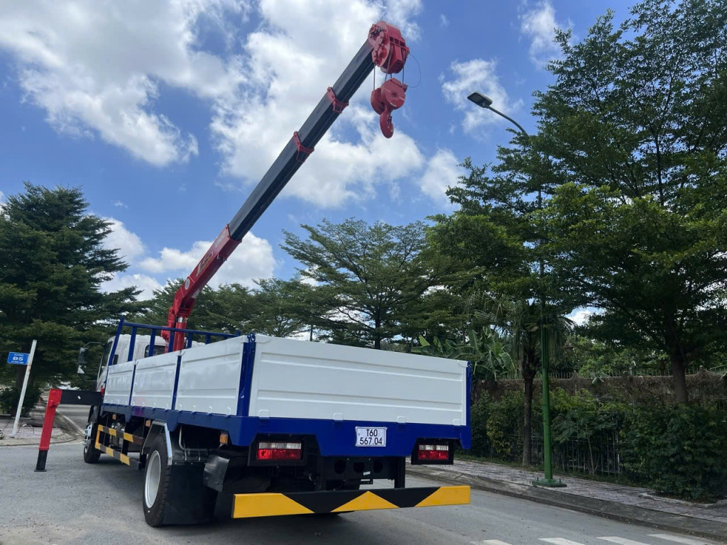 Xe Cẩu Jac N900 7.5 tấn mẩu Euro 5 