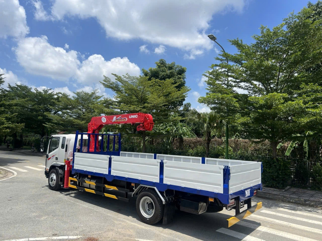 Xe Cẩu Jac N900 7.5 tấn mẩu Euro 5 