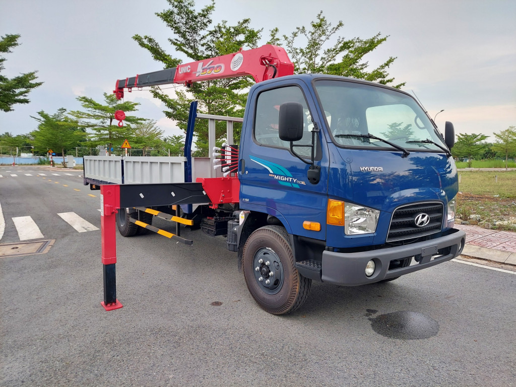 Xe Cẩu 5 Tấn Hyundai
